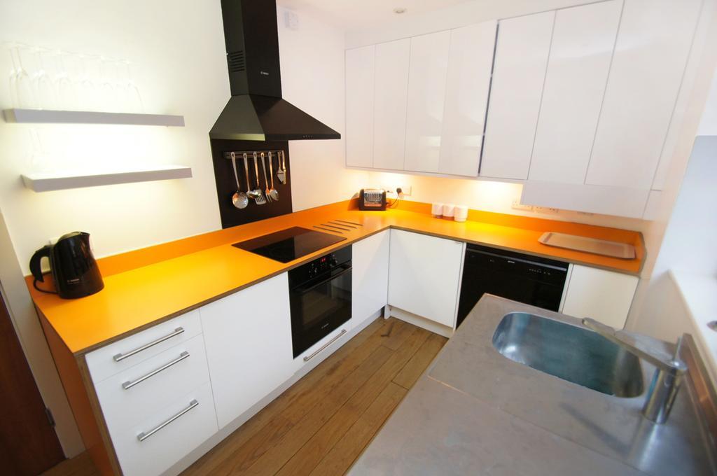 The Edge - Parking - By Brighton Holiday Lets Экстерьер фото